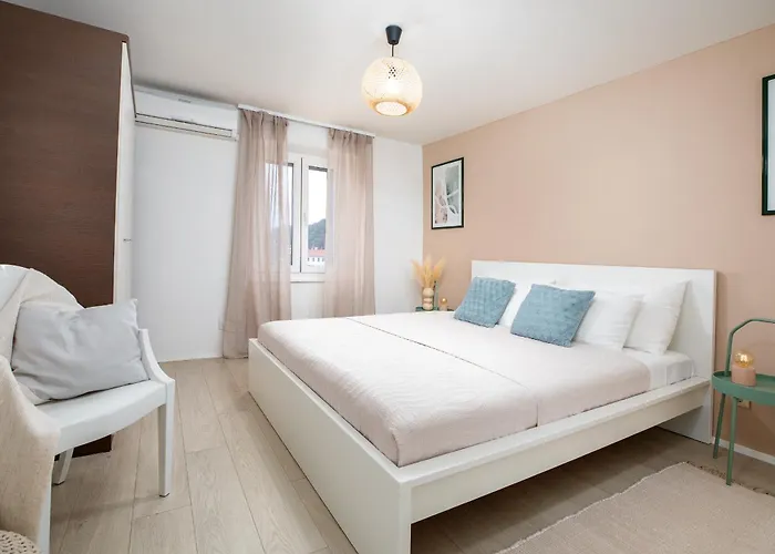 Unique Διαμέρισμα *